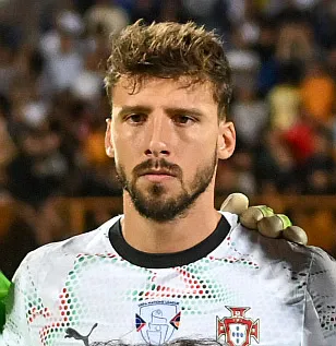 Ruben Dias